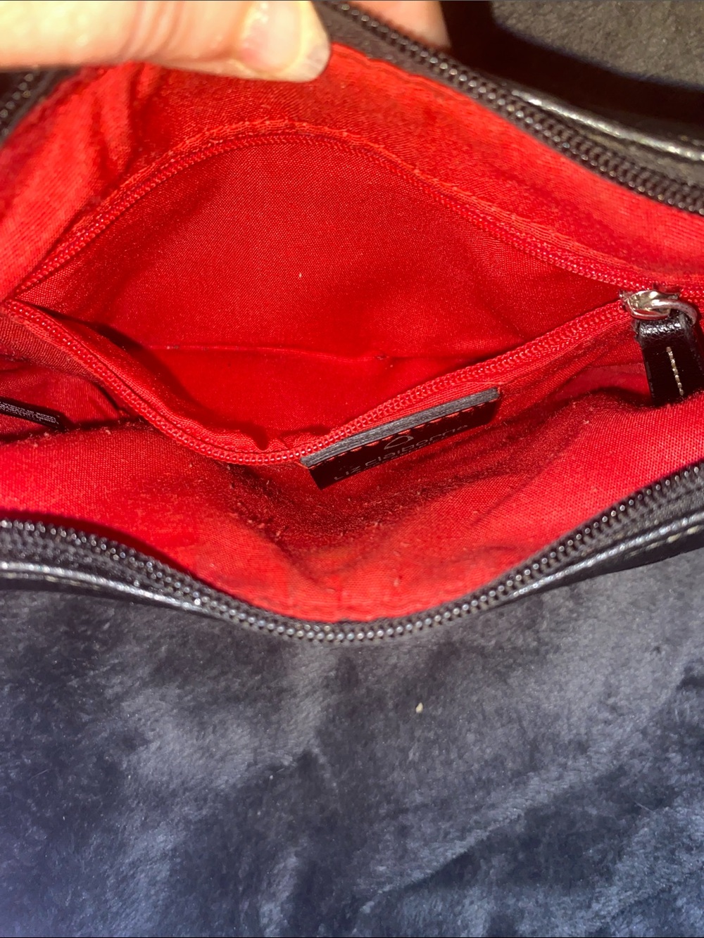 Liz Claiborne Black Pebbled Leather Shoulder Bag with Front Zip Pocket - Picture 10 of 11